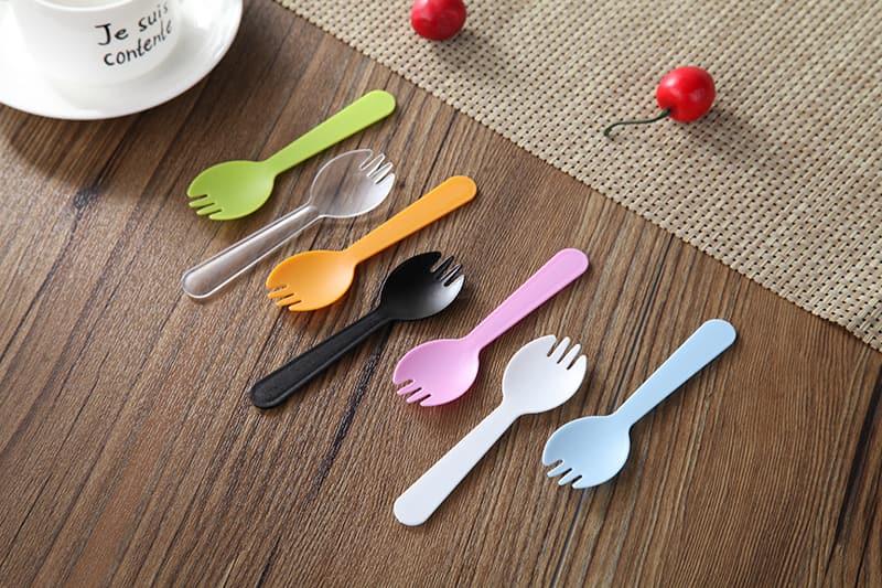 Type F: Disposable New Seven-Color Round Fork