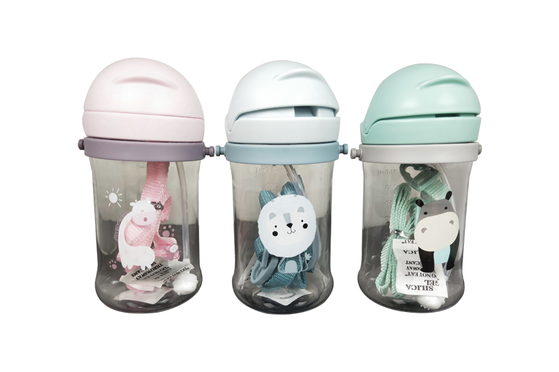 400ml  Children Straw Water Bottle With Hanger